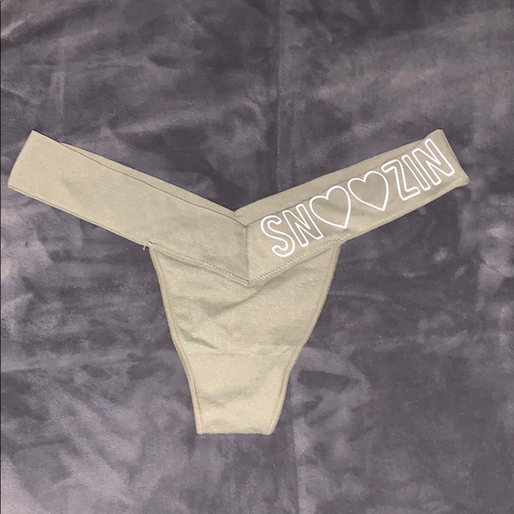 VS Green Thong